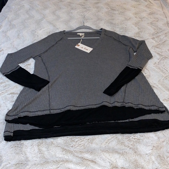 IN LOOM Raw edge thermal long sleeve top NWT Size Small - Picture 7 of 16
